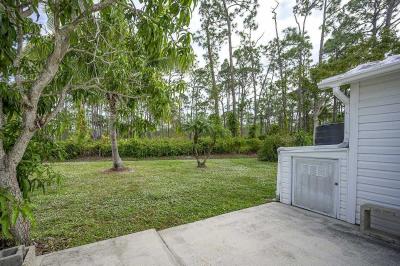 Photo 4 of 22 of home located at 20608 Tahitian Blvd Estero, FL 33928