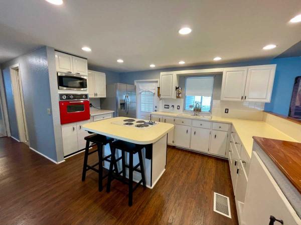 1982 Manufactured Home