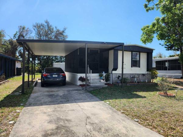Photo 1 of 2 of home located at 9010 Nautilus Dr Tampa, FL 33635