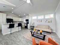 Oak Creek J68EP8 Manufactured Home