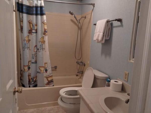 1984 Palm Harbor Manufactured Home