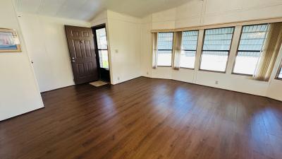 Photo 3 of 17 of home located at 986 S Sitting Rock Point Homosassa, FL 34448