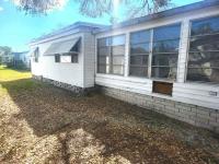 1981 Hillcrest Manufactured Home