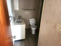 1981 Hillcrest Manufactured Home