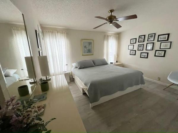1988 PALM Manufactured Home