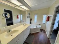 1988 PALM Manufactured Home