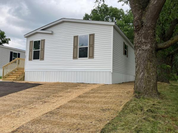 2024 Champion Home Builders, Inc. mobile Home