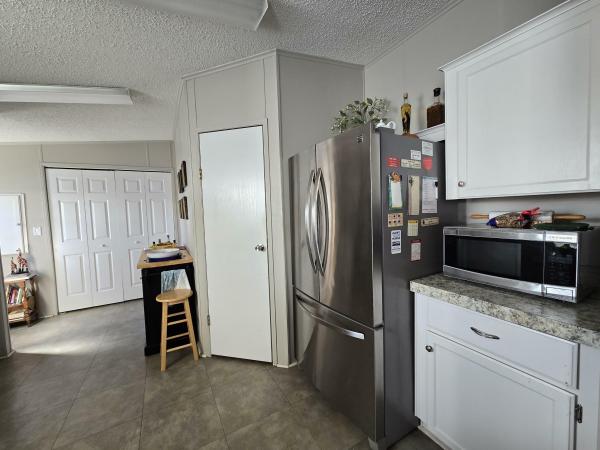 1995 PALM PH097166A/BFL Mobile Home
