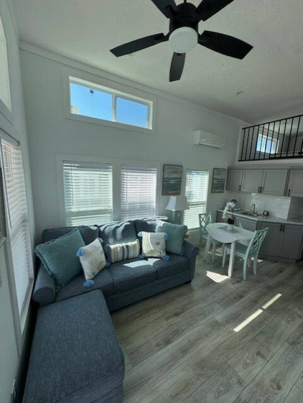 2025 Athens Park aps-528 Mobile Home