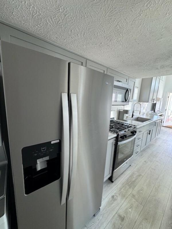 2025 Athens Park aps-528 Mobile Home