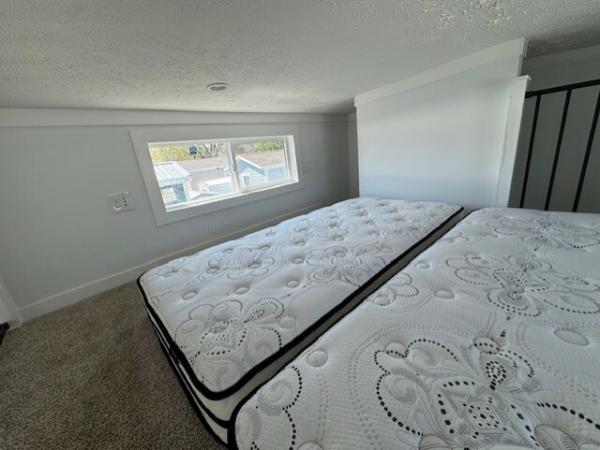 2025 Athens Park aps-528 Mobile Home