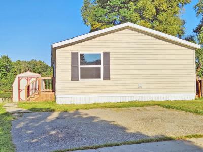 Mobile Home at 1222 Galloway Lot #93 Pontiac, MI 48340