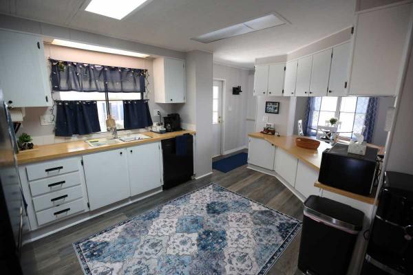 1982 SHER hs Mobile Home