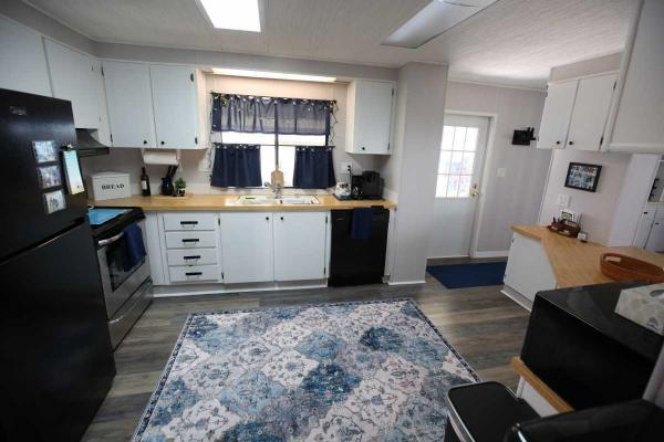 1982 SHER hs Mobile Home