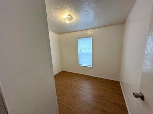 1995 Fleetwood Manufactured Home