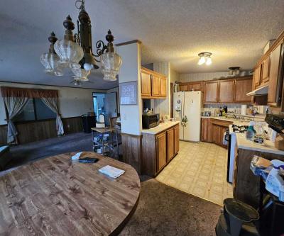 Photo 3 of 8 of home located at 9161 Santa Fe Ave. E Spc #44 Hesperia, CA 92345