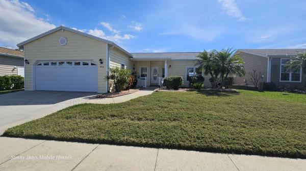 Photo 1 of 2 of home located at 3935 Dockers Drive Ruskin, FL 33570