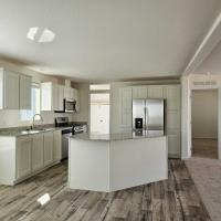 2022 Champion Creekside Manor Manufactured Home