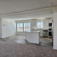 2022 Champion Creekside Manor Manufactured Home