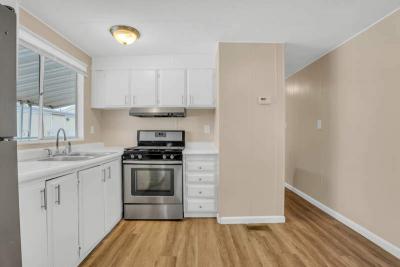 Photo 5 of 8 of home located at 224 2nd Avenue Pacifica, CA 94044