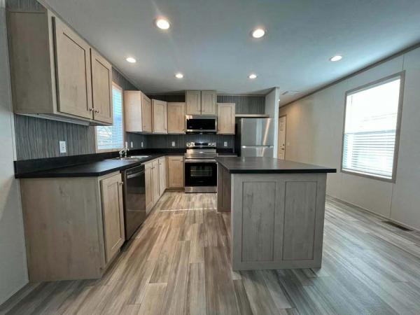 2024 Clayton - Wakarusa Mobile Home