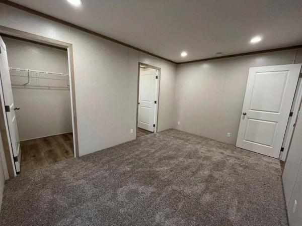 2024 Clayton - Wakarusa Mobile Home