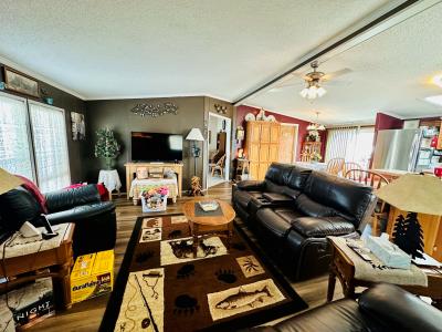 Photo 5 of 19 of home located at 9776 Hathaway Dr Northville, MI 48167