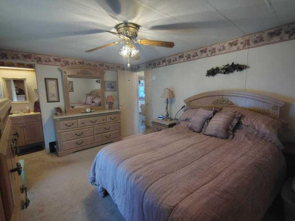 1983 Homes of Merit Mobile Home