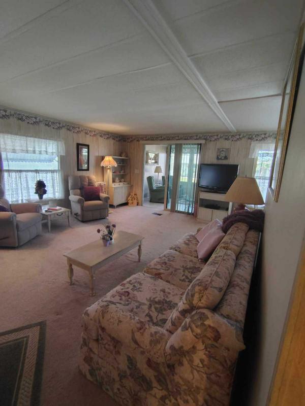 1983 Homes of Merit Mobile Home