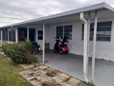 Photo 3 of 12 of home located at 3 Fern Ave Palmetto, FL 34221