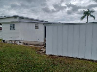 Photo 5 of 12 of home located at 3 Fern Ave Palmetto, FL 34221