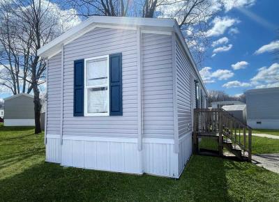 Mobile Home at 1145 Harmonia Rd Lot 38 Springfield, MI 49015