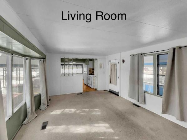 1970 Vindale Mobile Home