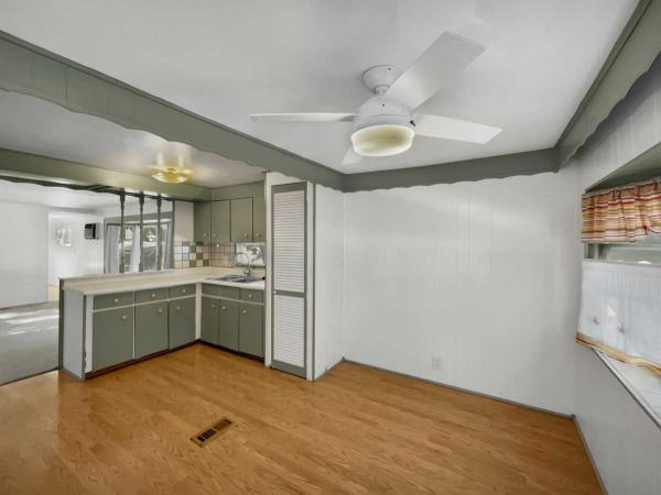 1970 Vindale Mobile Home