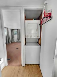 1970 Vindale Mobile Home