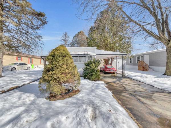 1970 Vindale Mobile Home