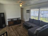 1974 2BR/1BA Mobile Home
