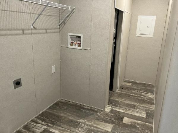 2024 Champion Home Builders, Inc. mobile Home