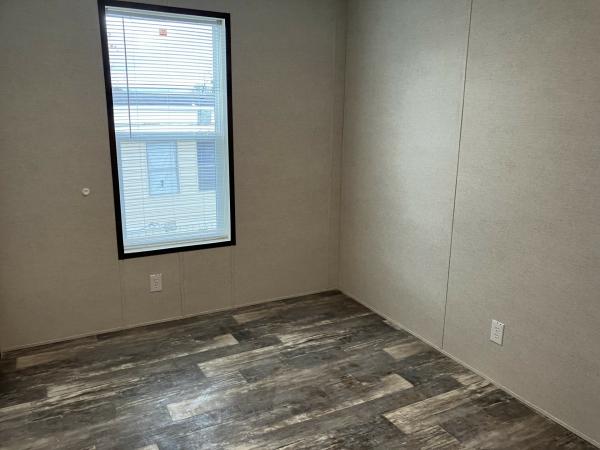 2025 Champion Home Builders, Inc. mobile Home