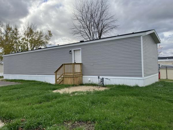 2025 Champion Home Builders, Inc. mobile Home