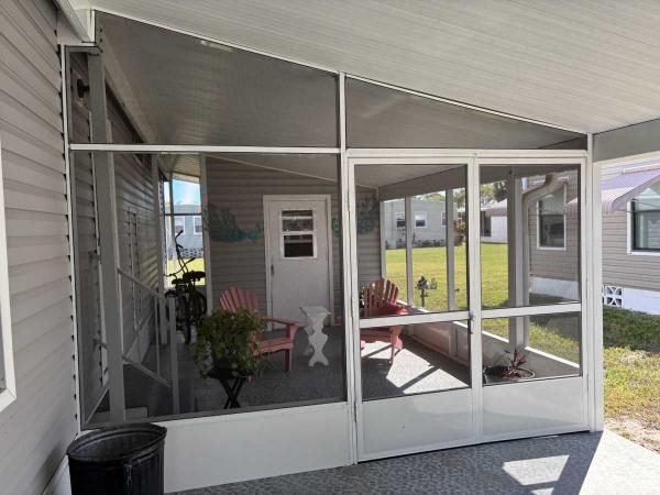 1986 Meri  2/2 Manufactured Home