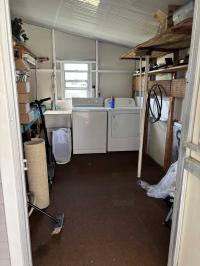 1986 Meri  2/2 Manufactured Home