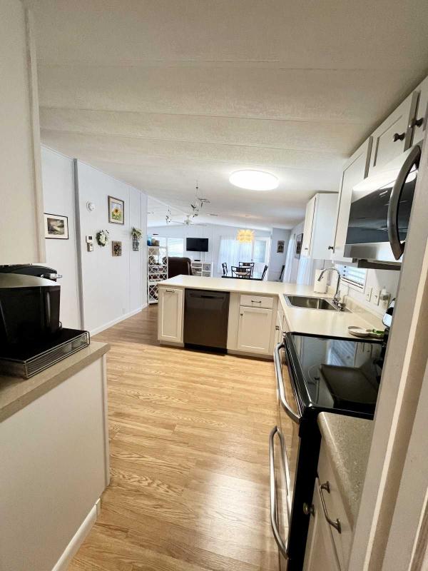 1987 Meri Manufactured Home