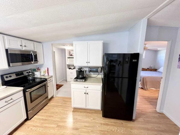 1987 Meri Manufactured Home