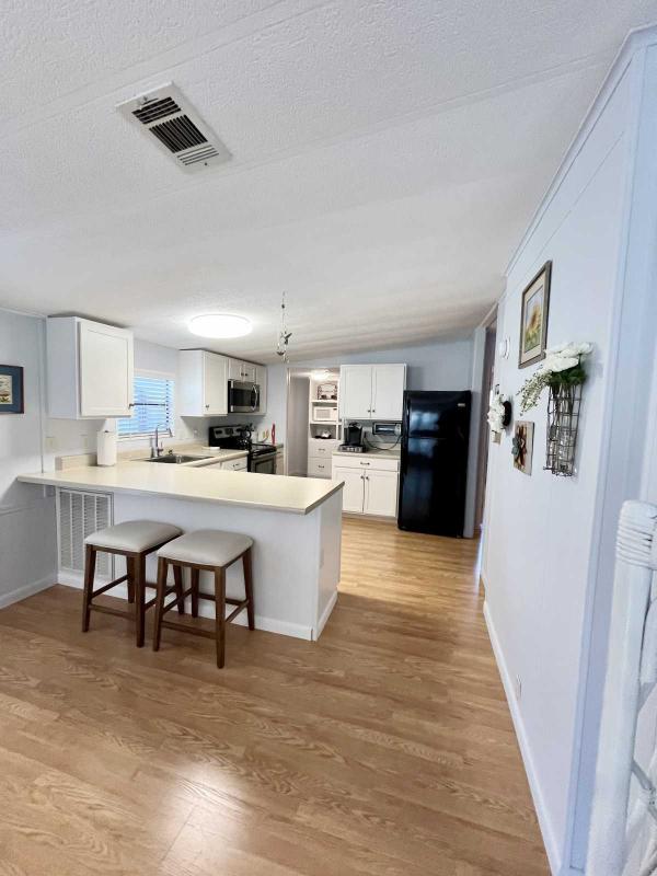 1987 Meri Manufactured Home