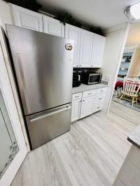 1985 Dutc Manufactured Home