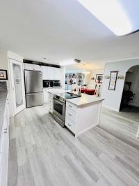 1985 Dutc Manufactured Home