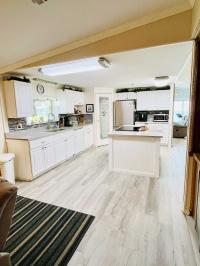 1985 Dutc Manufactured Home