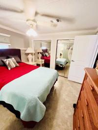 1985 Dutc Manufactured Home
