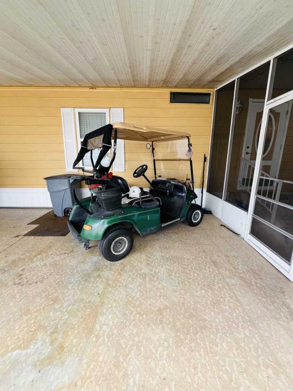 1985 Dutc Manufactured Home